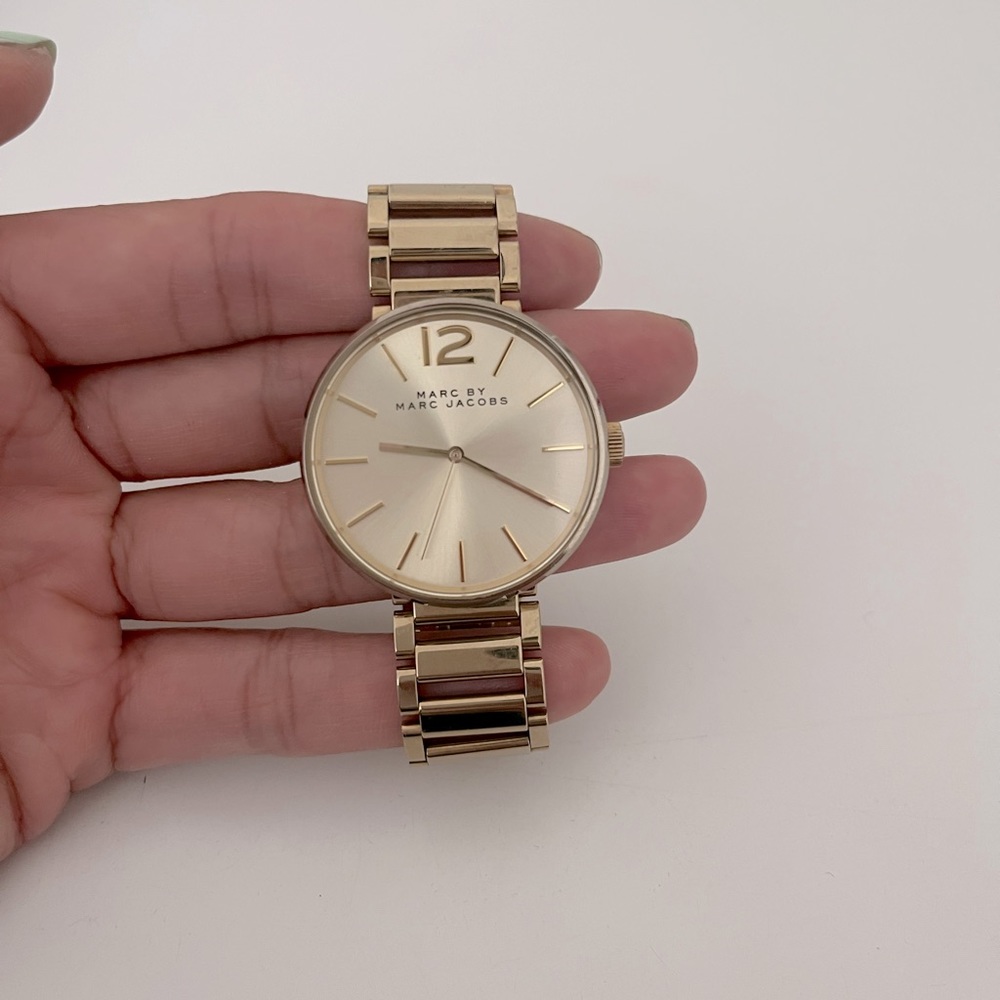 Marc Jacob’s gold watch